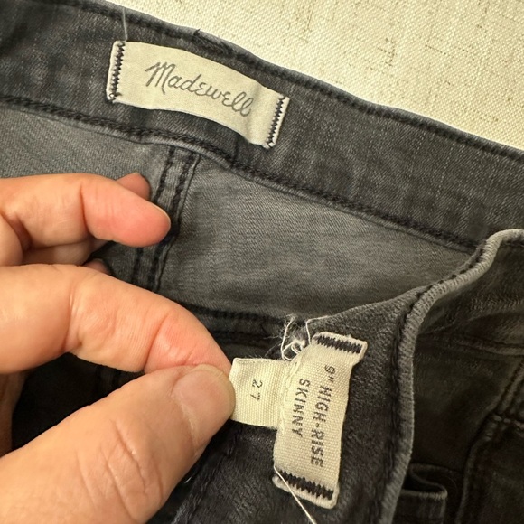 Madewell Gray Skinny Pants - Picture 6 of 10